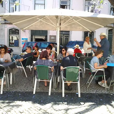 Chiado-carmo Ostello *